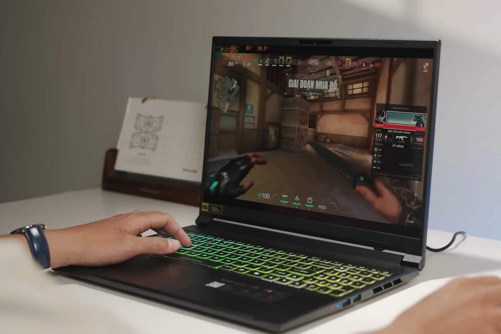 đánh giá acer nitro v16s 2025