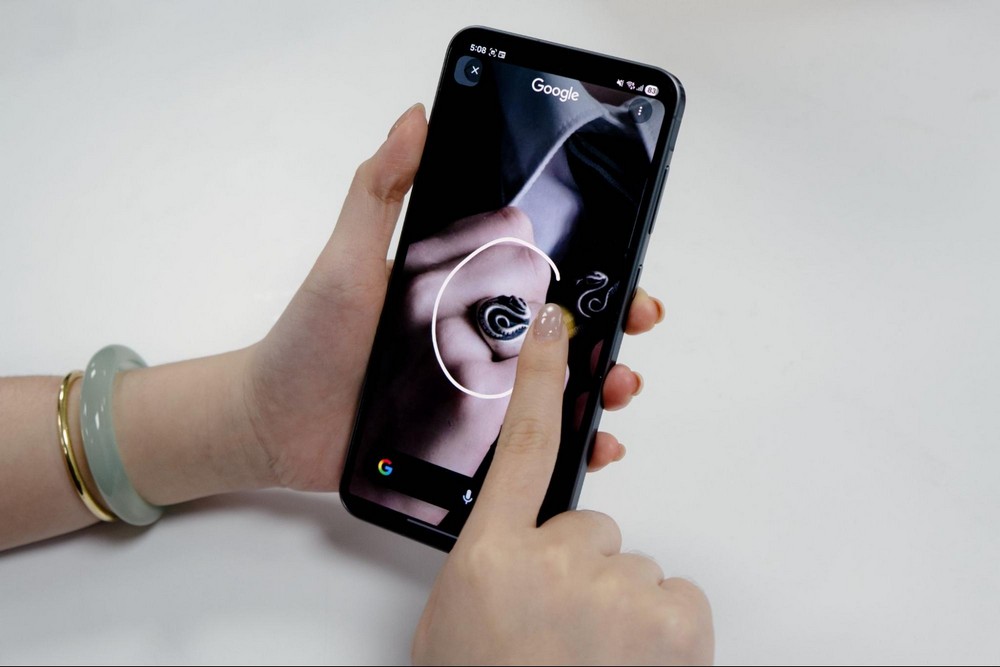 Cẩm nang 1001 ý tưởng Halloween: Săn giải Best Costume cùng "trợ thủ" AI Gemini trên Galaxy A5