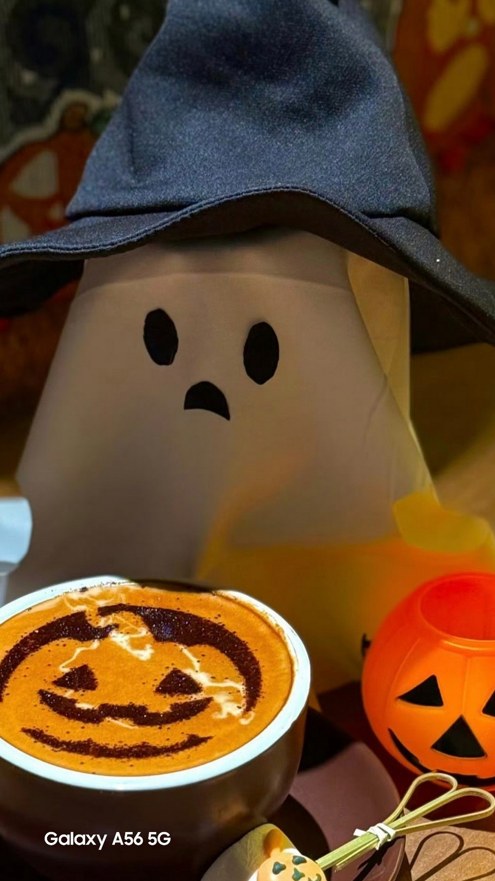 Cẩm nang 1001 ý tưởng Halloween: Săn giải Best Costume cùng "trợ thủ" AI Gemini trên Galaxy A5