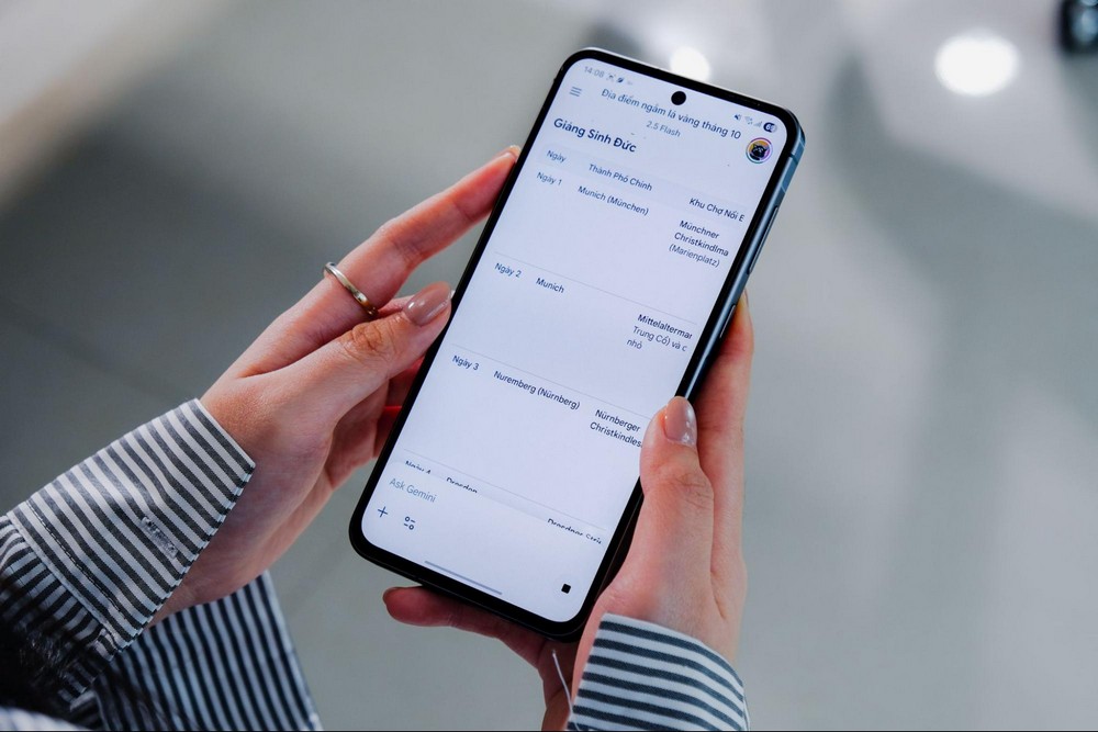 Kế hoạch du lịch cuối năm nằm gọn trong tay với Gemini Live và Galaxy A56 5G