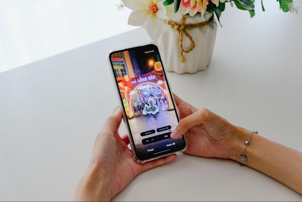 Bắt trọn vẻ đẹp đêm rằm cổ tích qua ống kính Galaxy A56 5G