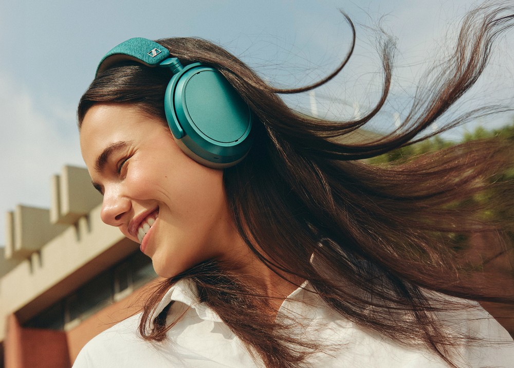 Sennheiser ra mắt MOMENTUM 4 Wireless phiên bản 80 năm