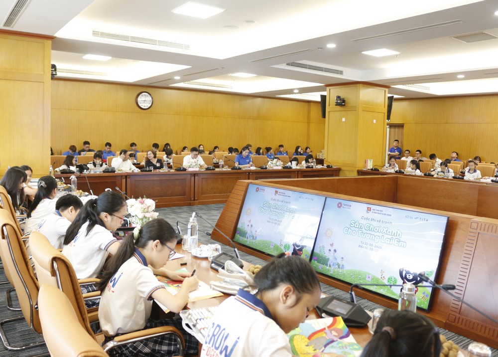 Hàng trăm học sinh góp ý tưởng cho “Sân chơi xanh cho tương lai em”