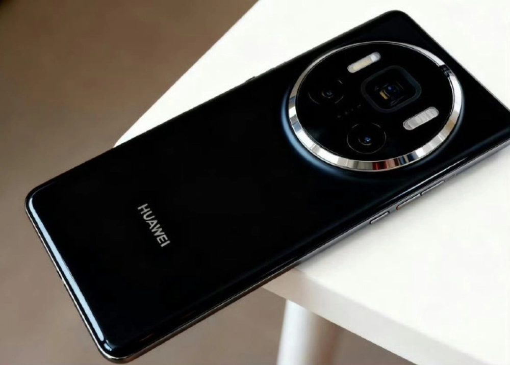 Thiết kế Huawei Mate 80 Pro: Thay đổi lớn ở cụm 3 camera