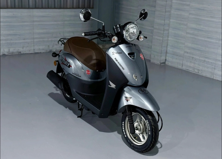 Honda Today: Xe tay ga 50cc cực hiếm về Việt Nam