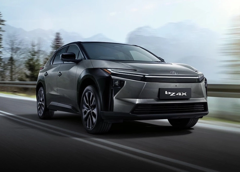 Toyota ra mắt xe điện bZ4X 2026, giá từ 1,2 tỷ đồng