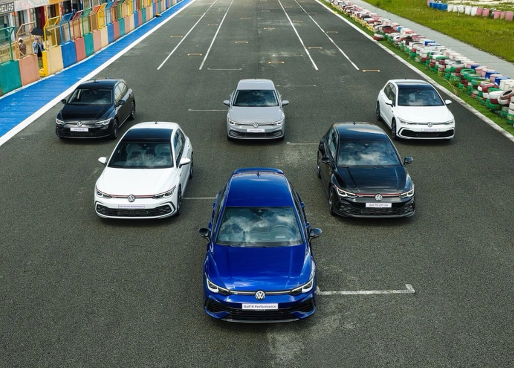 Volkswagen Golf chào sân Việt Nam, giá từ 798 triệu đồng