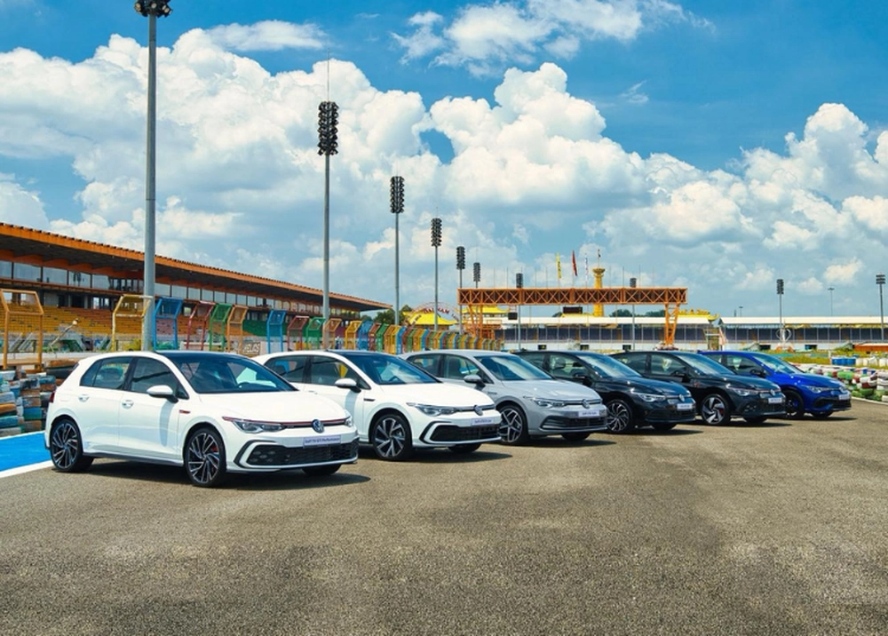 Volkswagen Golf chào sân Việt Nam, giá từ 798 triệu đồng