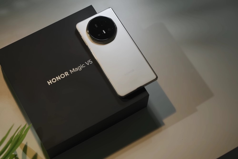 đánh giá HONOR Magic V5