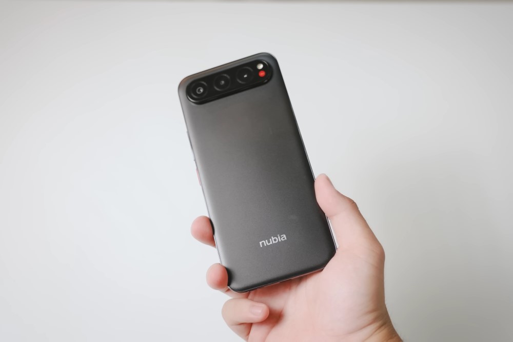 đánh giá Nubia Air