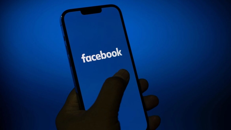 Facebook "copy" tính năng douple tap để thả like của TikTok