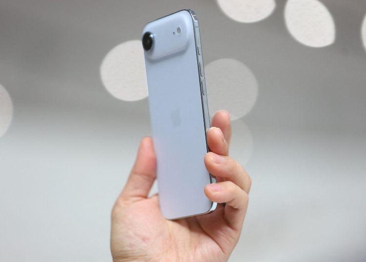 iphone air làm sụp đổ thị trường smartphone siêu mỏng