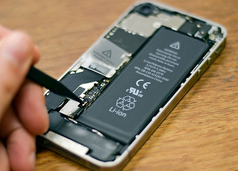 Rác thải nhựa sẽ là nguyên liệu sản xuất pin điện thoại