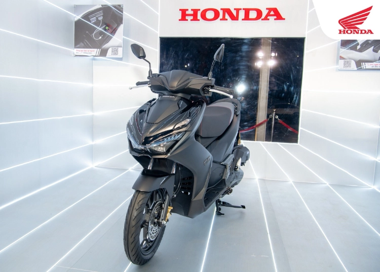 Honda ra mắt Air Blade 2026, giá từ 42 triệu đồng