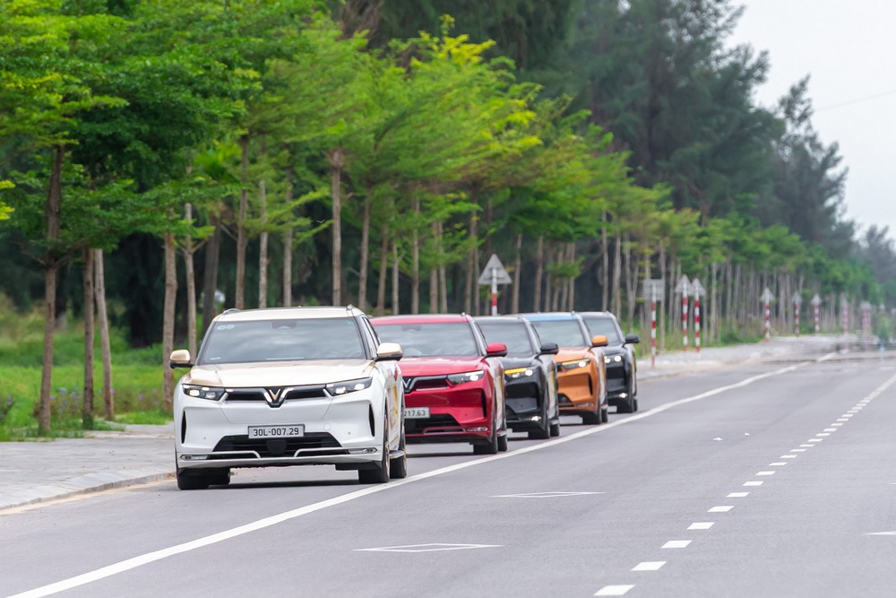 VinFast bán hơn 20.000 ô tô điện trong tháng 10