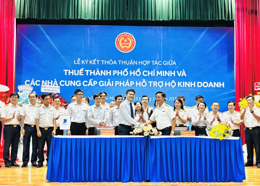 VNPT TP.HCM đồng hành cùng cơ quan Thuế thúc đẩy chuyển đổi số cho hộ kinh doanh