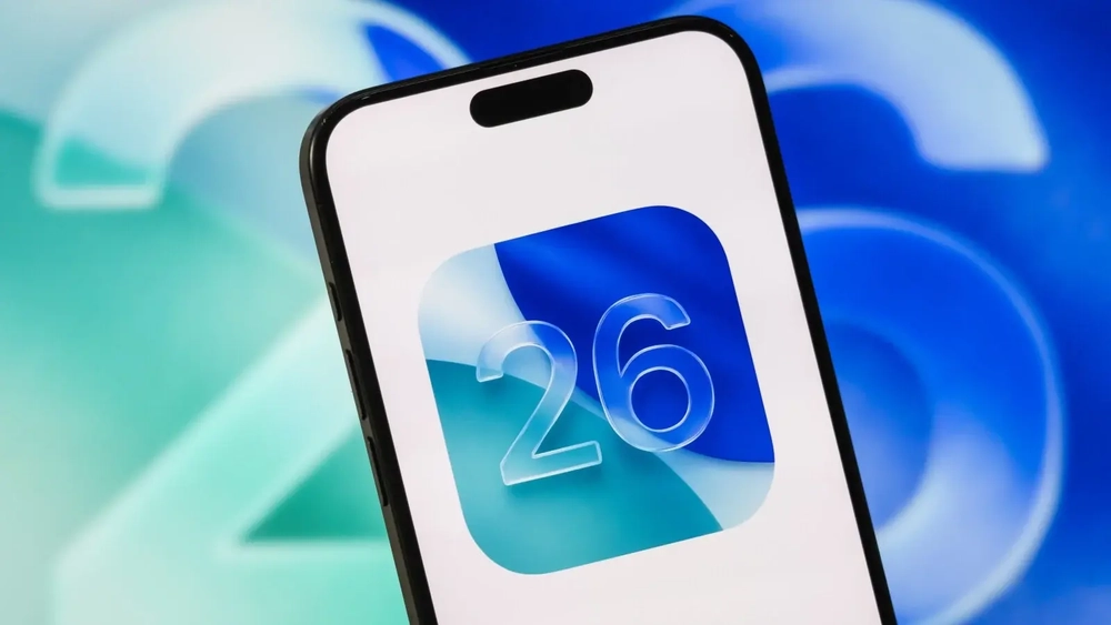 Apple chặn ở lại iOS 18, "ép" người dùng lên iOS 26.2