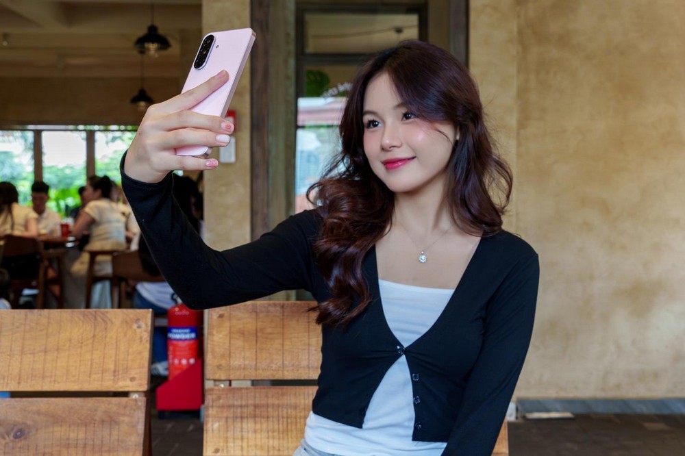 Chớm lạnh rồi, để Gemini chọn set đồ thật “đúng mood” cho bạn