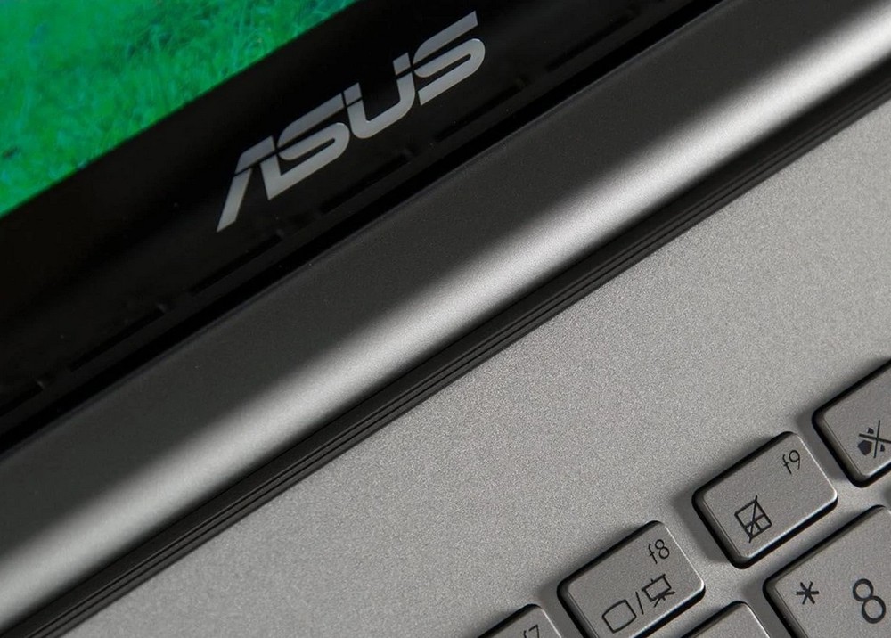 Hacker nhắm vào lỗ hổng bảo mật trên laptop ASUS đời cũ
