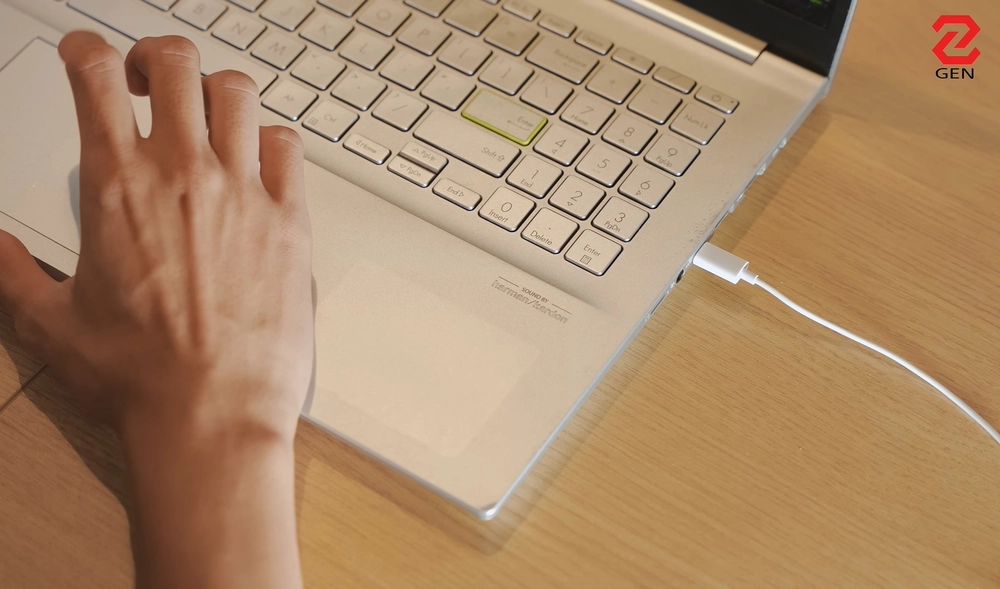 Trải nghiệm EarPods 500k: "Out trình" AirPods tiền triệu?