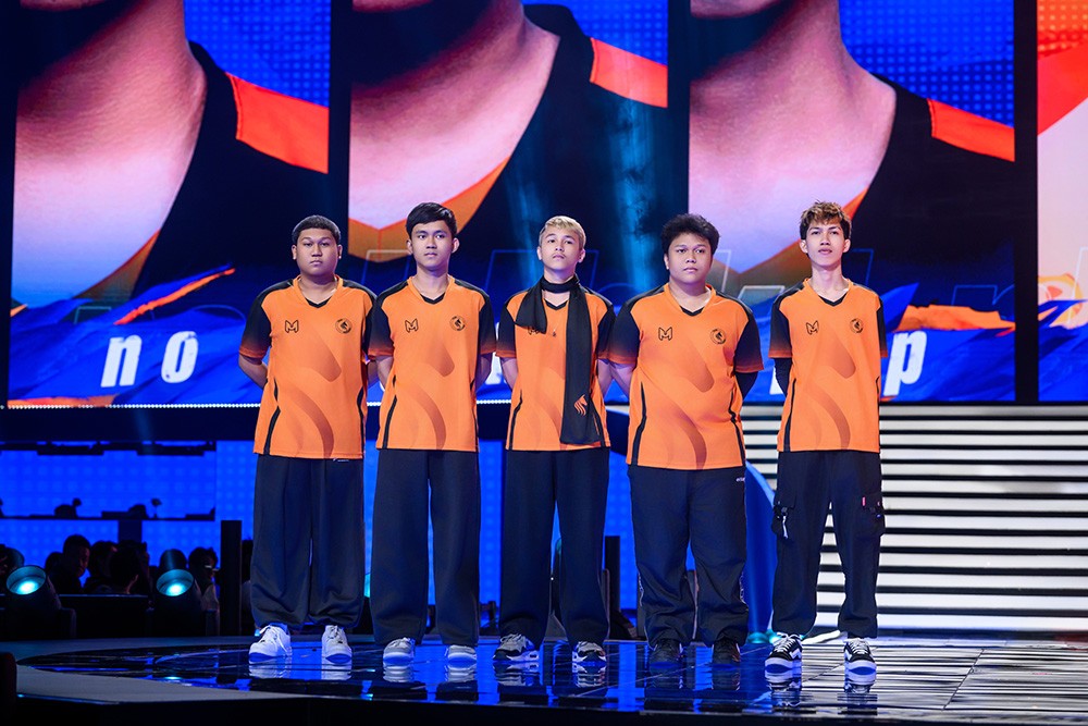 Team Stallions: Siêu Tân Tinh chiếu sáng chung kết CFS 2025