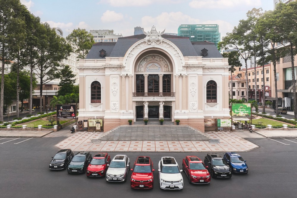 VinFast lập kỷ lục doanh số mới