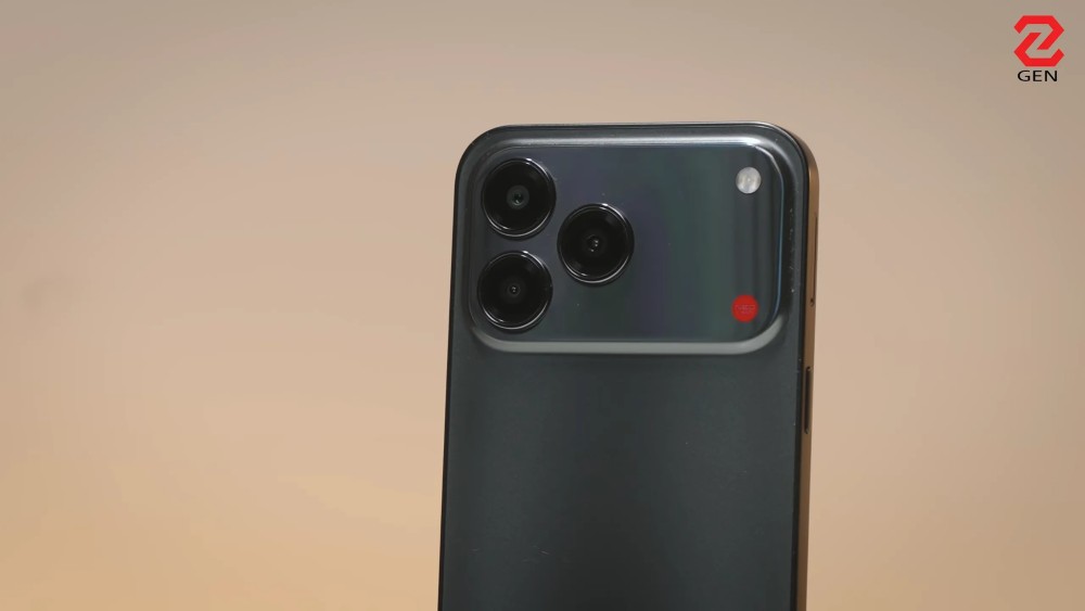 đánh giá nubia V80 Design & V80 Max