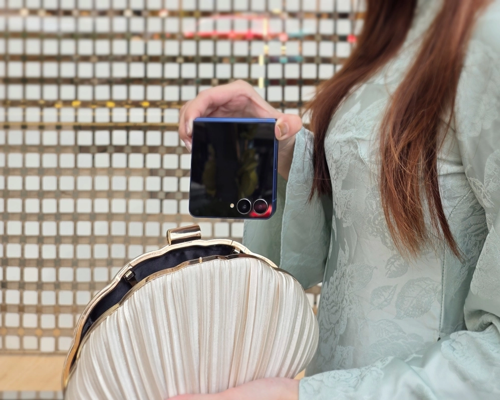 Galaxy Z Flip7 chinh phục Gen Z như thế nào? 2 Galaxy Z Flip7 chinh phục Gen Z