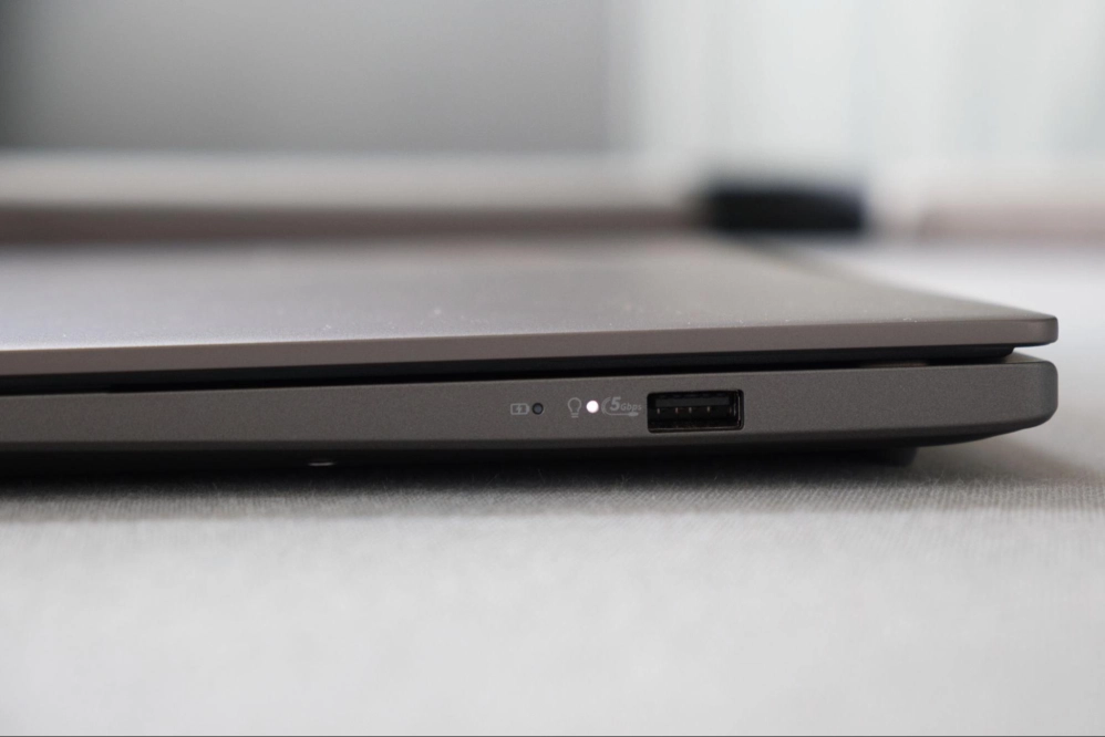 Trên tay ASUS Vivobook S14 M3407GA