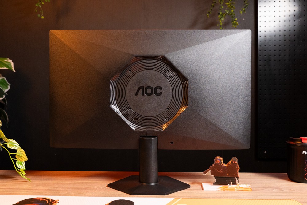 Bộ đôi màn hình gaming 260Hz mới của AOC có gì?