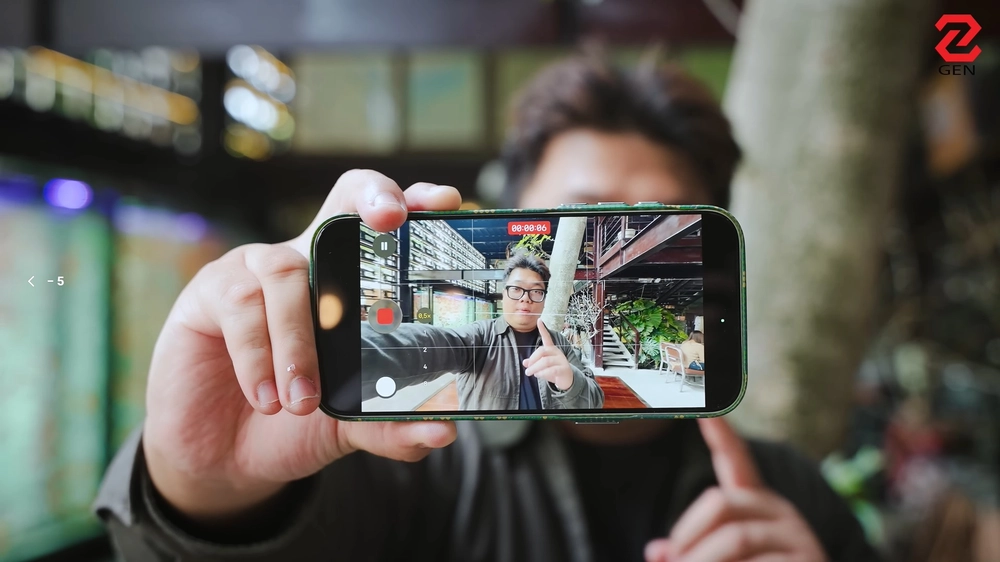 4 tháng trải nghiệm iPhone 17 Pro Max: Đắt xắt ra miếng!