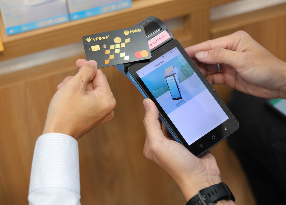 VPBank - Điện Máy Xanh giới thiệu thẻ tín dụng chuyên biệt