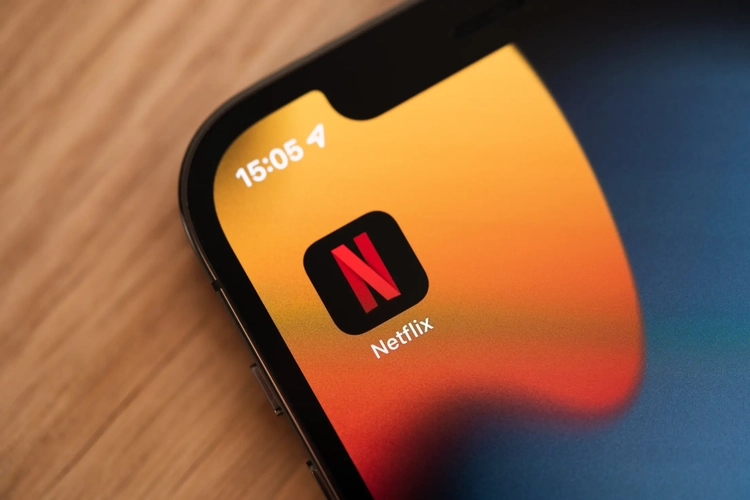 Netflix "copy" TikTok: Giao diện video dọc ra mắt cuối 2026
