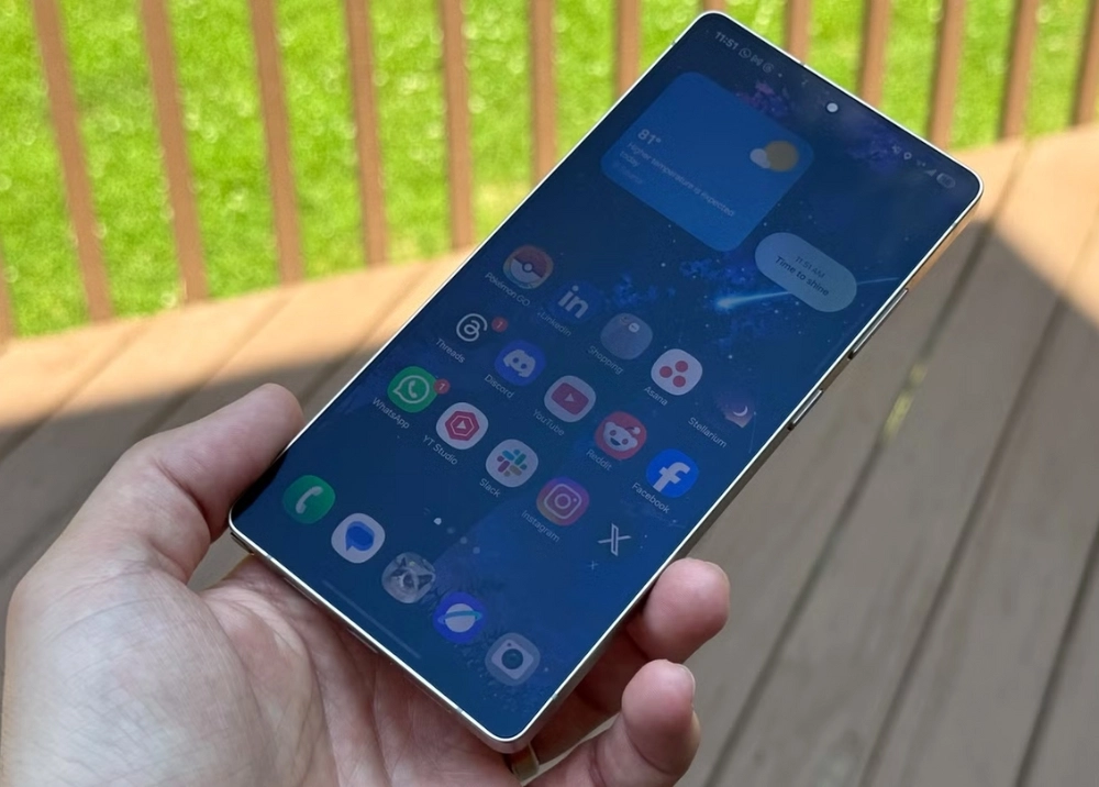 One UI 8.5 lộ công nghệ chống nhìn trộm trên Galaxy S26