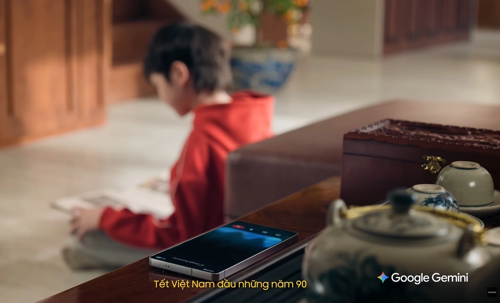 Tết này, đừng cất điện thoại để "kết nối", hãy dùng nó để "thấu hiểu": Khi Gemini AI tái hiện “điều cũ”