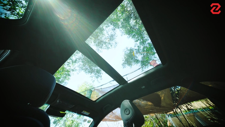 VinFast VF8 Plus: "Khách sạn di động" đầy tiện nghi!