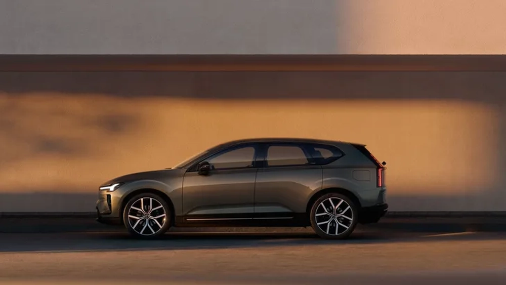 Volvo EX60: Xe điện tiên phong tích hợp Google Gemini
