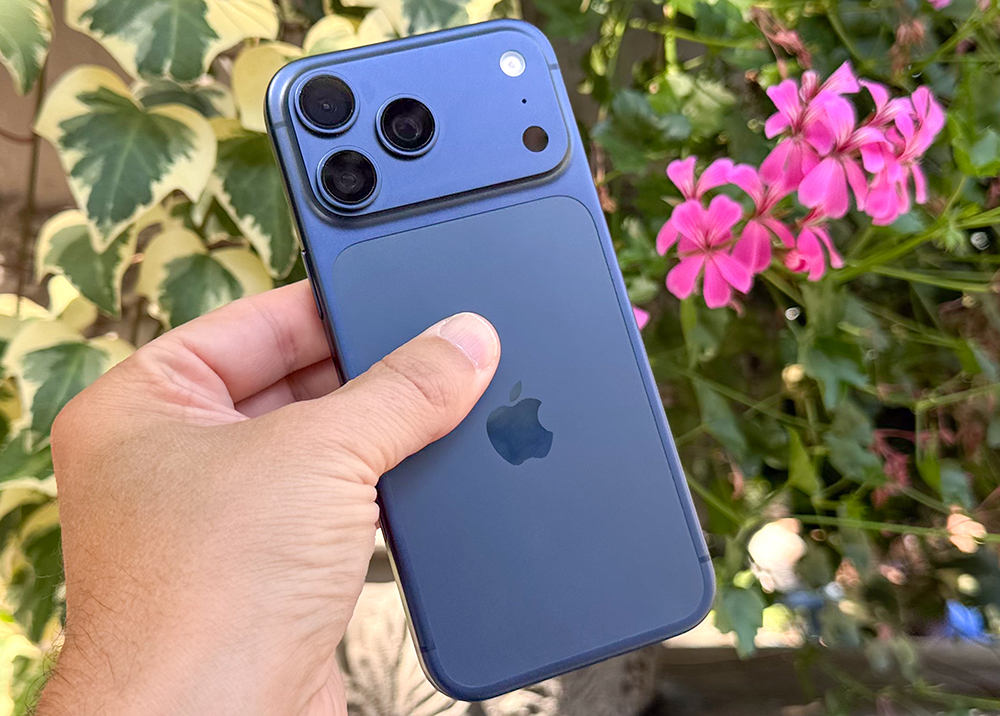 Pin iPhone 17 Pro Max rẻ bất ngờ, phí thay lại cao