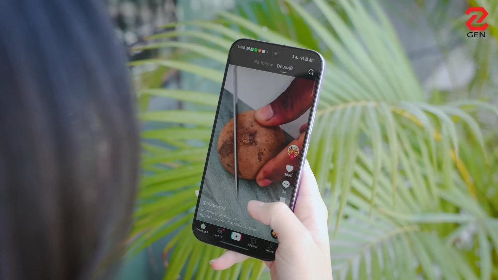 Một ngày "săn ảnh" Tết lung linh cùng realme 16 Pro