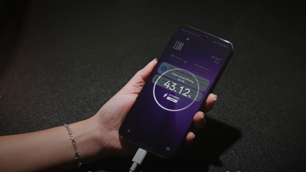 Một ngày "săn ảnh" Tết lung linh cùng realme 16 Pro