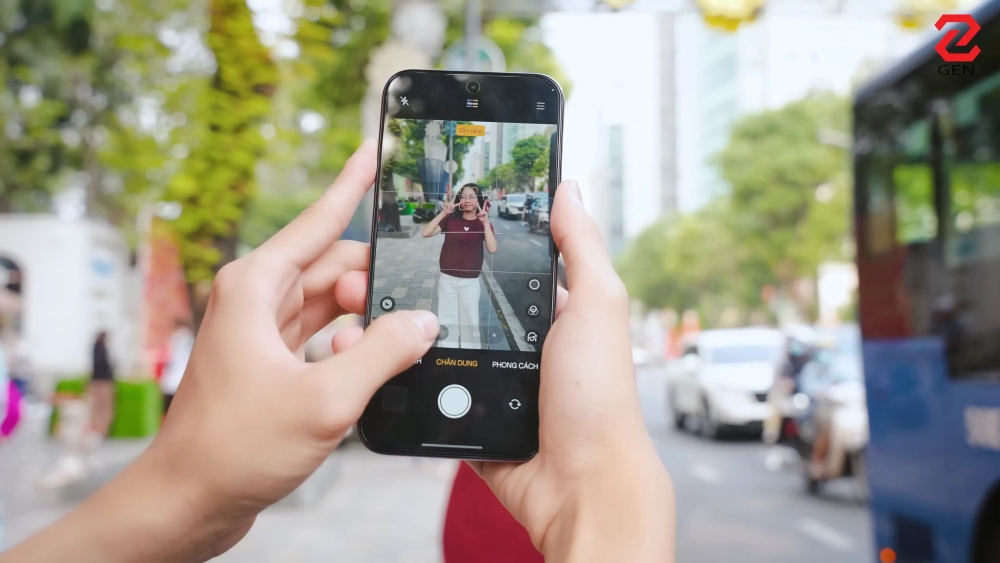 Một ngày "săn ảnh" Tết lung linh cùng realme 16 Pro