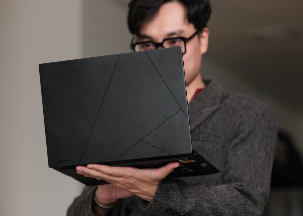 Phó Chủ tịch ASUS: AI PC là xu hướng tất yếu