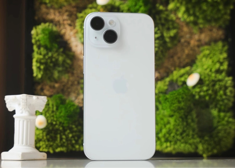 iPhone 15 giá 15 triệu: Lựa chọn an toàn hay phí tiền?