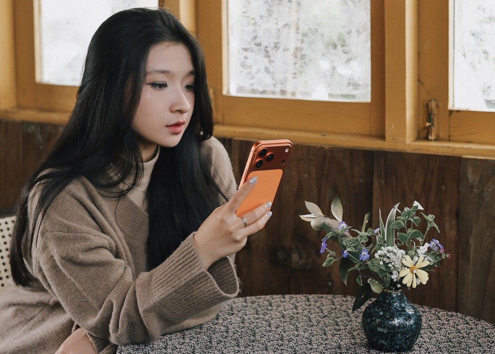 iPhone 17 Pro Max soán ngôi “vua pin” 2025