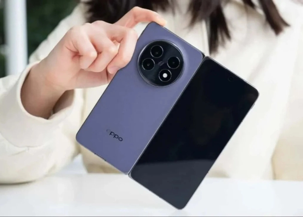OPPO Find N6 lộ ảnh thực tế: Màn hình gập không nếp gấp