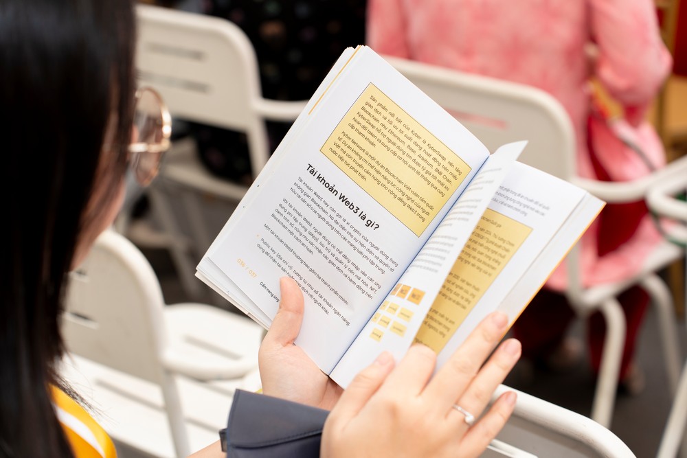 HBA phát hành sách blockchain, phổ cập tri thức số