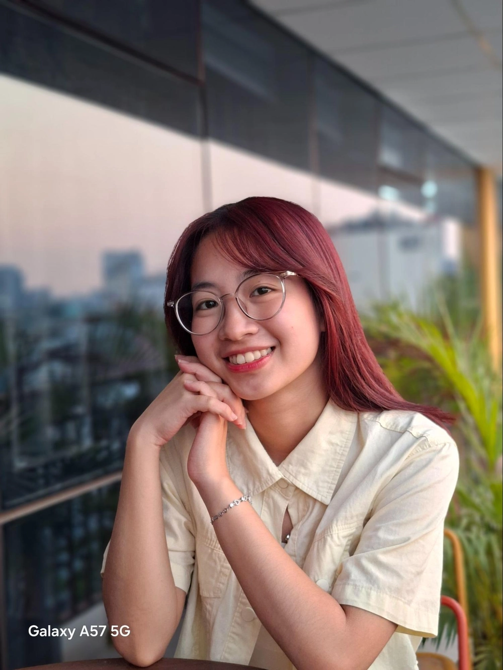 Mục sở thị độ mỏng của Galaxy A57 5G | A37 5G: "Đỉnh lưu" điện thoại dành cho giới trẻ đã xuất hiện!