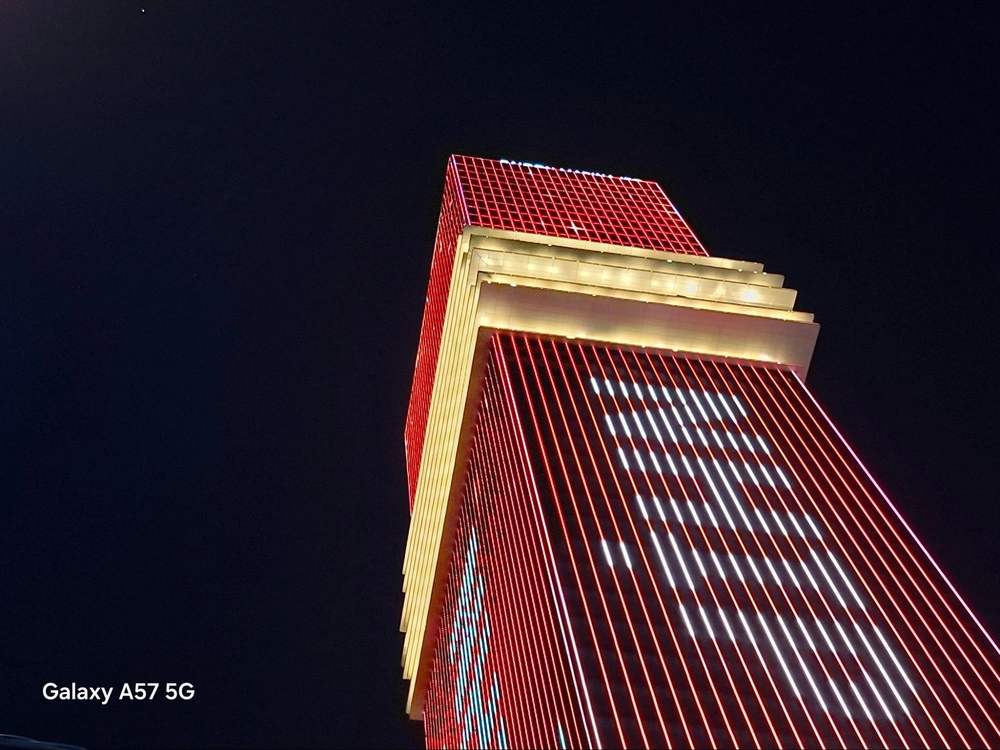 Mục sở thị độ mỏng của Galaxy A57 5G | A37 5G: "Đỉnh lưu" điện thoại dành cho giới trẻ đã xuất hiện!