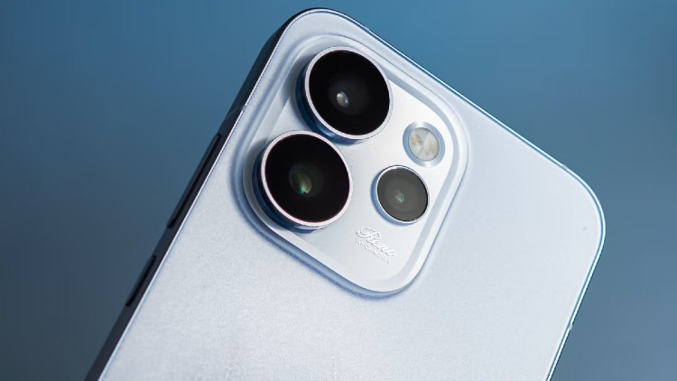 OPPO Reno16 Pro Max lộ camera 200MP