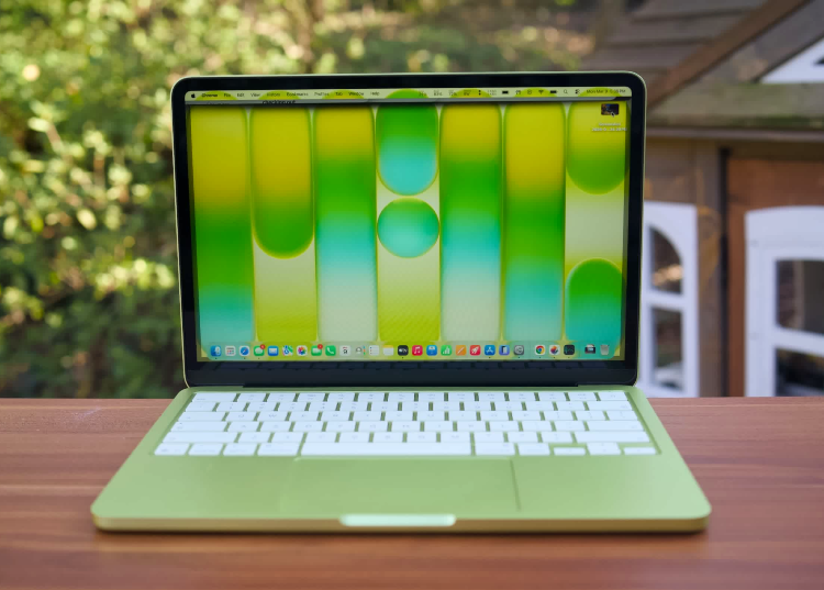 SSD MacBook Neo chậm hơn MacBook Air M5 tới 316%